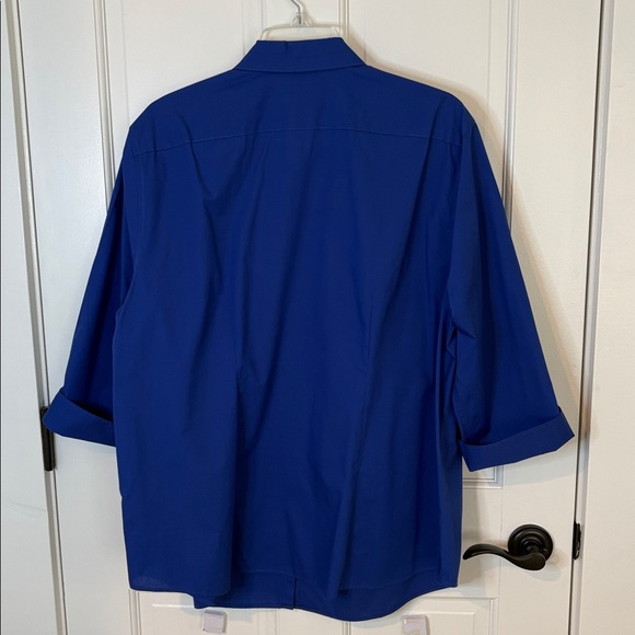 Lands' End Size 22 Wrinkle Free Broadcloth Women's Royal Blue Button-Down Shirt - Picture 7 of 9